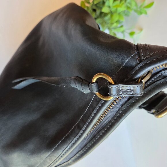 EUC Coach Legacy Bleecker Tattersall Large Leather Duffle #11423 in Navy - Picture 11 of 16